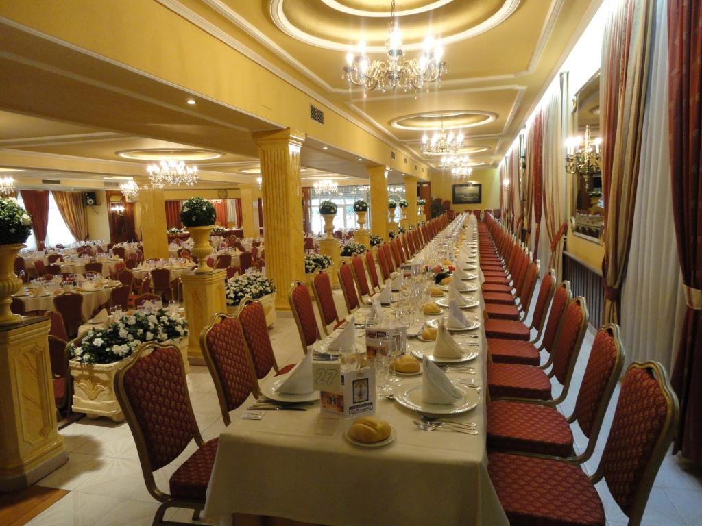 Hotel La Maruxina La Alameda de la Sagra Eksteriør bilde